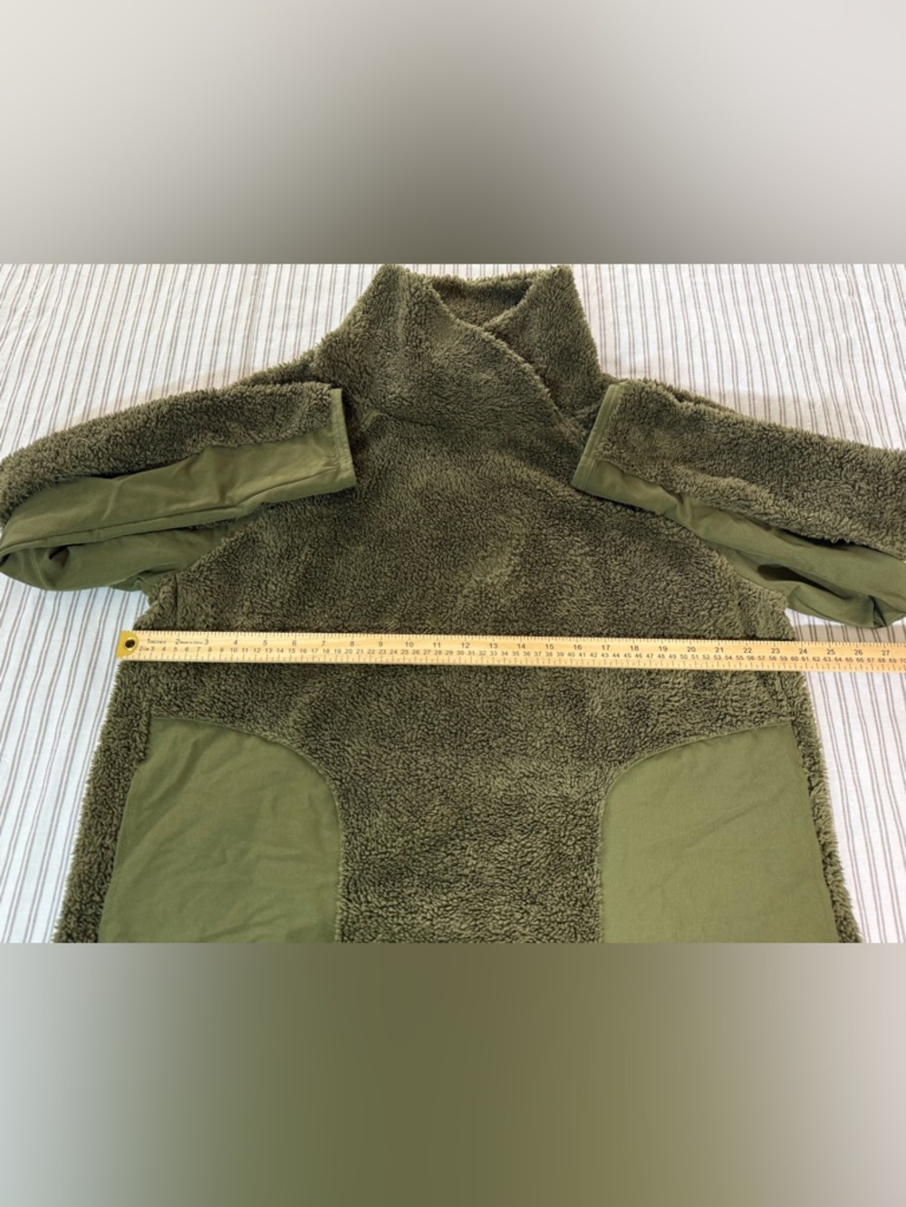 Nike Olive Green Fleece Jacket with Sherpa Texture - Picture 8 of 13